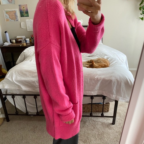 Pink Cardigan - Picture 3 of 7